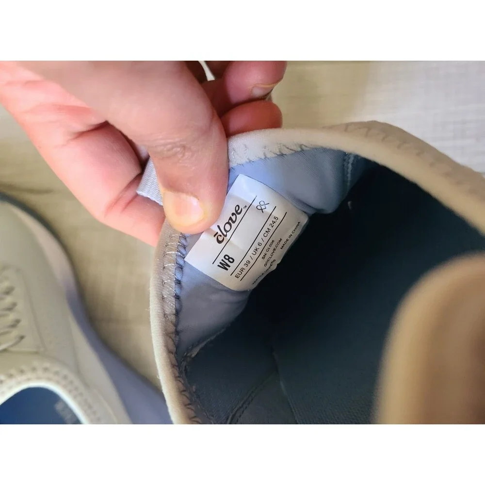 Clove Gray Matter Classic Comfort Sneaker Nursing Shoes Women 8 Men 6.5 $150